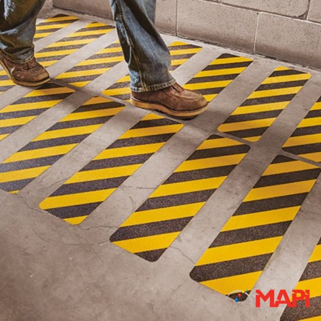 Nastro 3M Safety-Walk General Purpose 613 Giallo/Nero - immagine 2